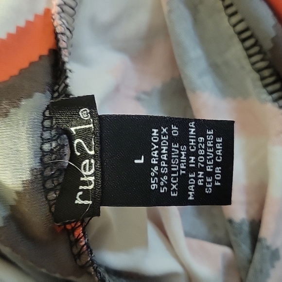 Rue 21 Long Maxi Skirt Size Large - Picture 3 of 3